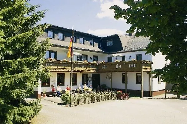 ゲストハウス Hotel-pension Am Waldchenborn 3*